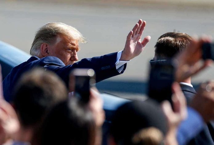 Trump Cheered by Huge Crowd of Supporters as He Lands in Florida