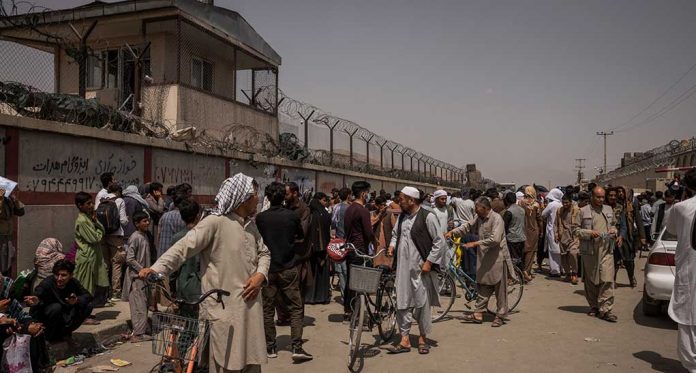 State Department Blocking Further Afghanistan Evacuations, According to Email Leak