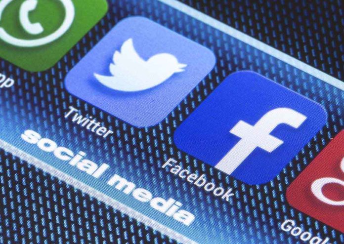 GOP Lawmakers Propose Bill to Tackle Terrorists on Social Media